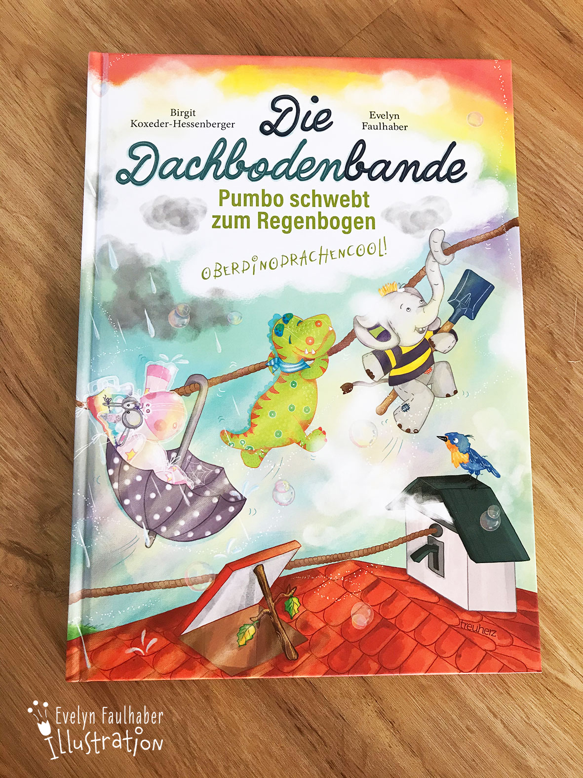 treuherz, freude schenken, die dachbodenbande, pumbo schwebt zum regenbogen, enies einhorn leuchtet, einhorn, elefant, drache, dinosaurier, kinderbuch, kinderbuchillustration, kinderlieder-cd, sandra kriechbaum